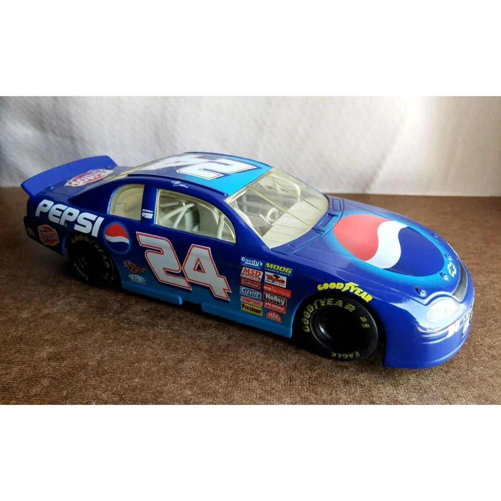 1999 Hasbro NASCAR JEFF GORDON '98MONTE CARLO CHEVROLET PEPSI 24 Blue 1:24 LOOSE